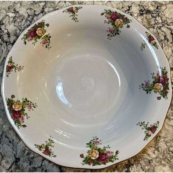 Vtg Royal Albert Old Country Roses China 15.5” Serving Pasta Vegetable Bowl EUC - Picture 1 of 4